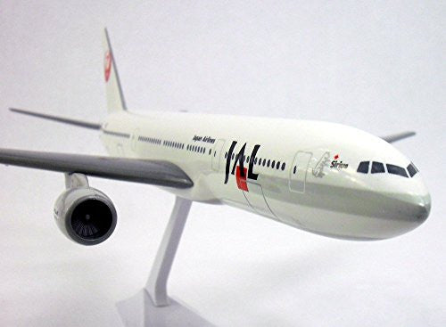 Boeing 777-200 Japan Airlines (JAL) 1/200 Scale Model  #ABO-77720H-005