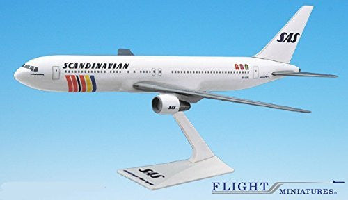 SAS Scandinavian 767-300 Airplane Miniature Model Plastic Snap Fit 1:200 Part# ABO-76730H-021